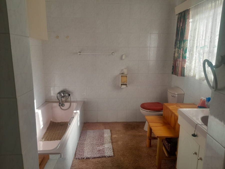 4 Bedroom Property for Sale in Bodorp North West